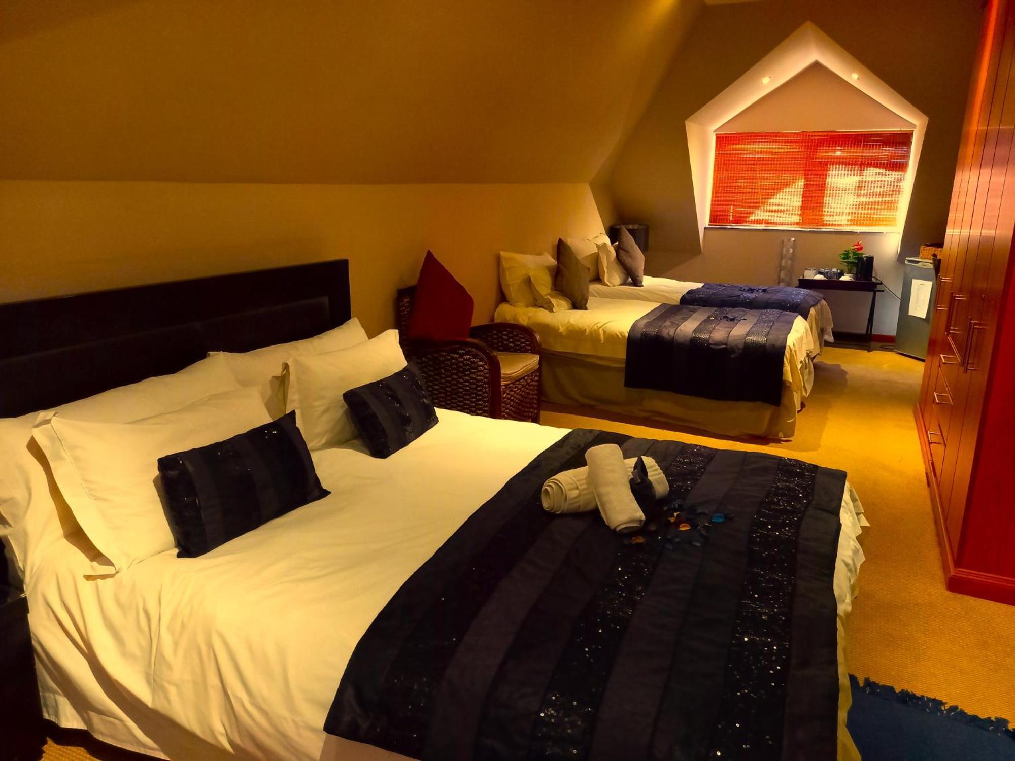 בלוברגסטראנד Mandalay Beach Guest House מראה חיצוני תמונה